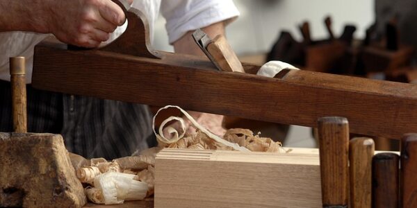 dormeur74-carpenter-4015109_640